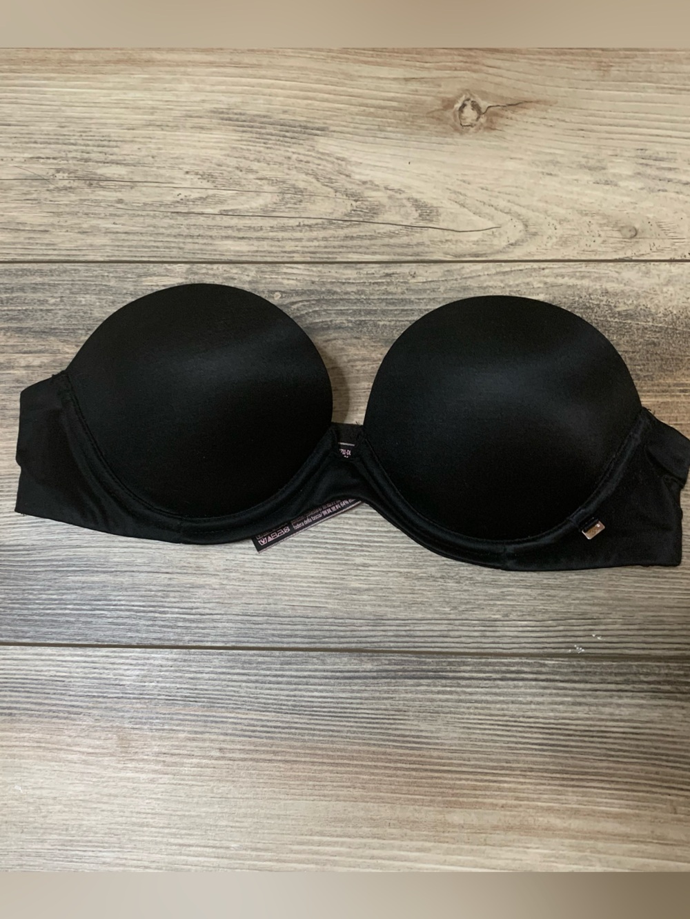 🖤Victoria’s Secret Very Sexy Multi-way Strapless Onyx Black padded bra